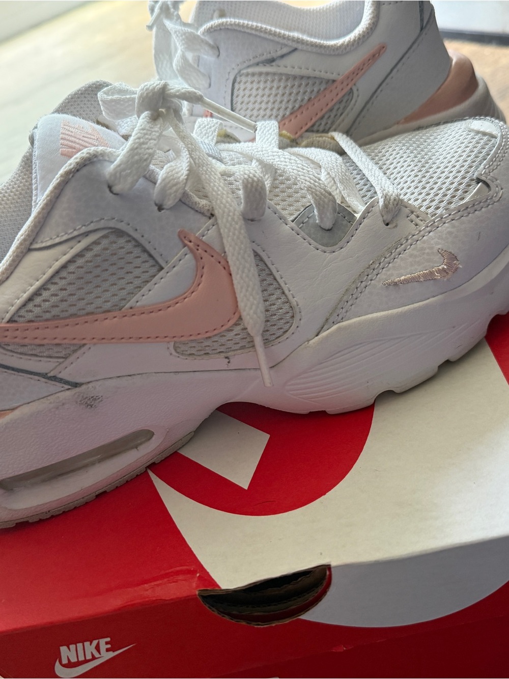 Nike Women’s White and Pink Chunky-Profile Sneakers